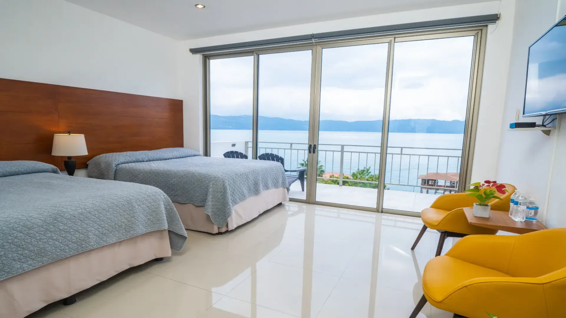 Seaside Room